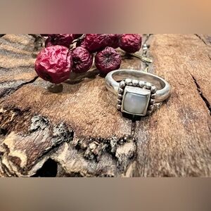 SILPADA Freshwater Pearl Ring Square Pearlescent White Sterling Silver 6